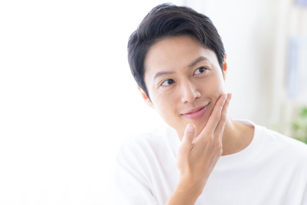 初対面で老けて見られる原因TOP3と対策｜40代・50代男性の第一印象を変える方法